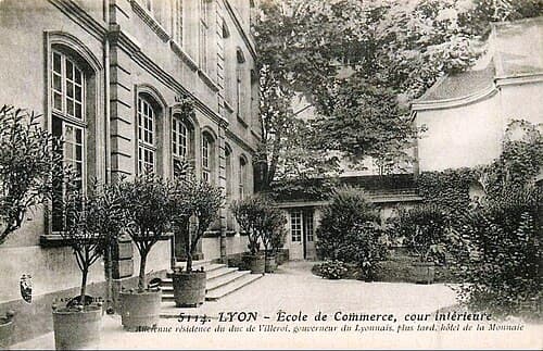 emlyon business school